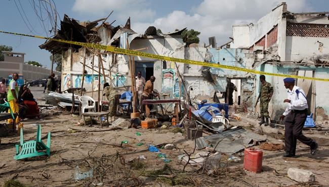 Car blast kills 16 at police station in Somalia's capital | iNFOnews.ca