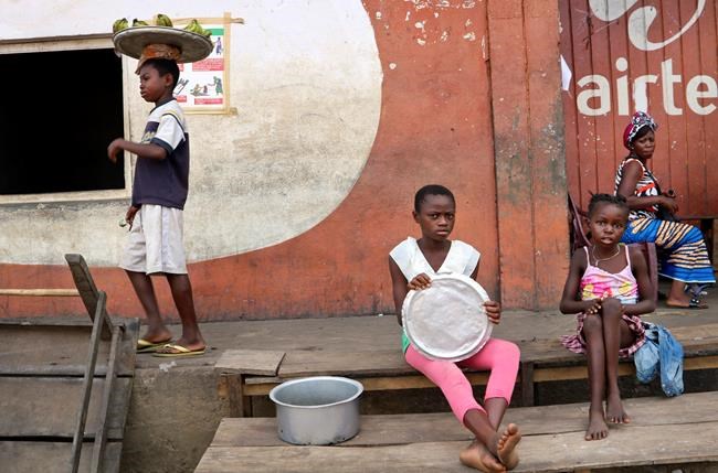 Crucial test of Ebola vaccine raises hopes, doubts in Congo | iNFOnews.ca