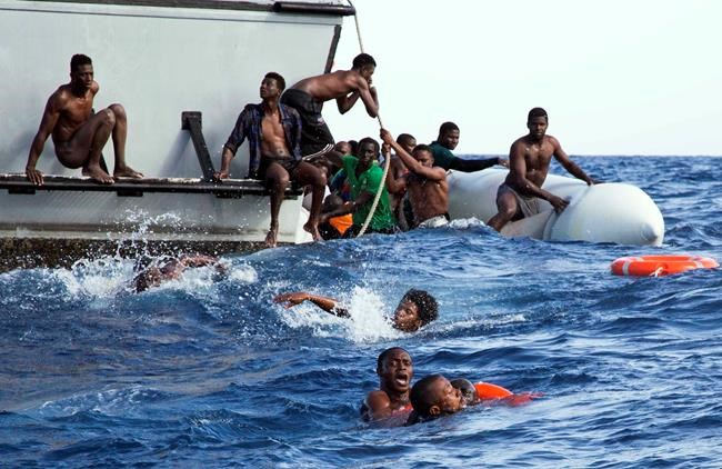 A list of heartbreak: Newspaper tallies 33,293 dead migrants | iNFOnews.ca