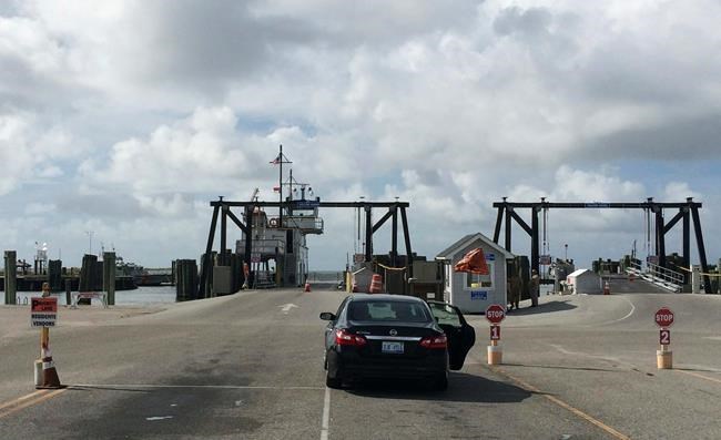 Hurricane weakens as it nears Hawaii's Big Island | iNFOnews.ca