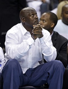 Bobcats owner Michael Jordan on alleged Donald Sterling comments: 'Disgusted' and 'outraged' | iNFOnews.ca