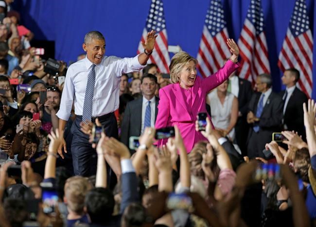 'Ready to pass the baton': Obama campaigns with Clinton | iNFOnews.ca