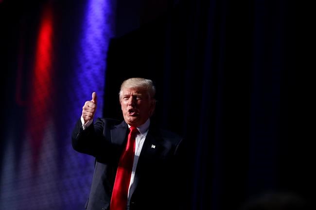 Clinton: He's a national security danger. Trump: No, she is | iNFOnews.ca CP771724071
