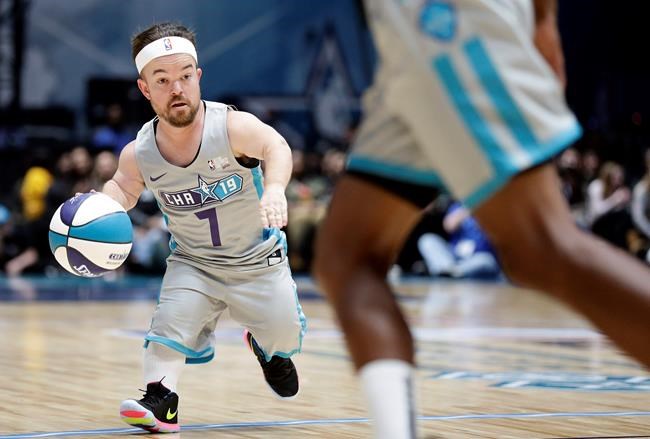 Famous Los leads Home Team in NBA All-Star Celebrity Game | iNFOnews.ca Famous Los leads Home Team in NBA All-Star Celebrity Game | iNFOnews.ca