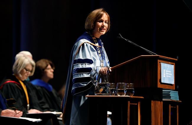 UNC leader apologizes for school's history of slavery | iNFOnews.ca UNC leader apologizes for school's history of slavery | iNFOnews.ca