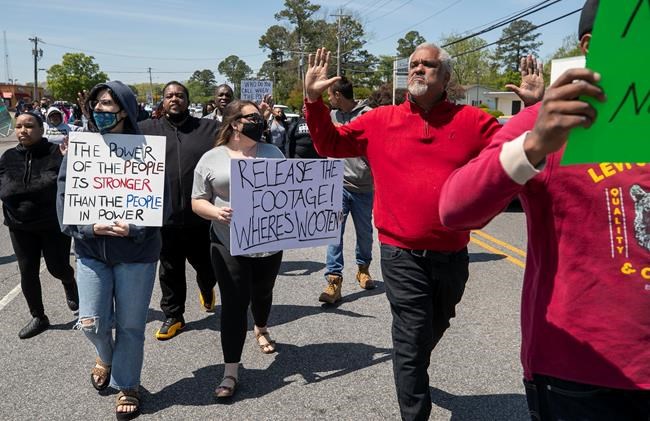7 deputies on leave after fatal shooting of Black man | iNFOnews.ca 7 deputies on leave after fatal shooting of Black man | iNFOnews.ca