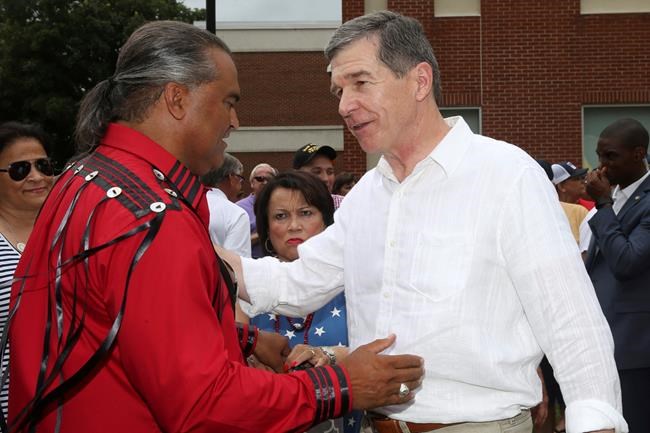 Cooper promises full Hurricane Matthew recovery to Lumbees | iNFOnews.ca