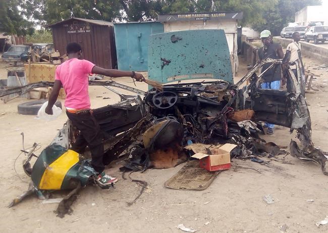 8 killed as bombing targets taxi in northeastern Nigeria | iNFOnews.ca