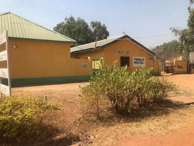 Gunmen abduct 39 students from school in northwest Nigeria | iNFOnews.ca