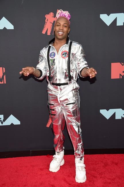Meet Todrick Hall, a Taylor Swift pal who preaches inclusion | iNFOnews.ca Meet Todrick Hall, a Taylor Swift pal who preaches inclusion | iNFOnews.ca