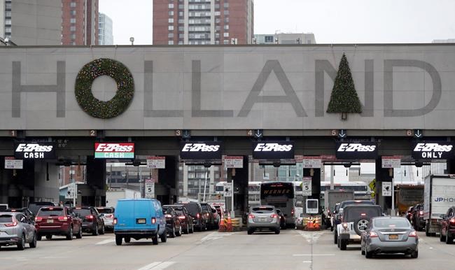 Hung without care? Some say tunnel decor is an eyesore | iNFOnews.ca CP1591846653