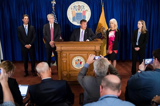 Christie: Drugmakers to work on nonaddictive pain medication | iNFOnews.ca