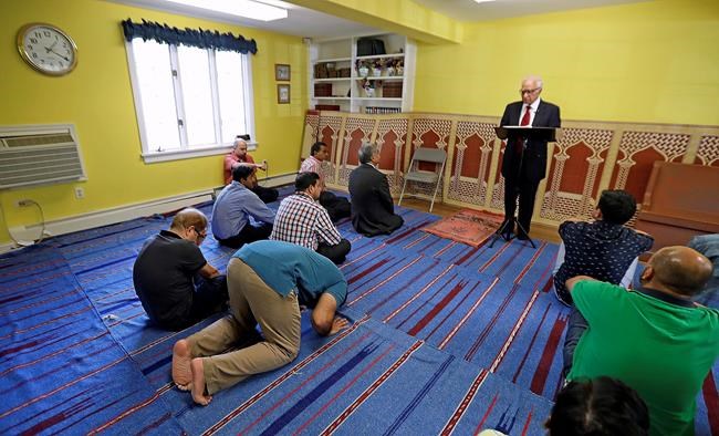 Town agrees to settle lawsuits after denying plan for mosque | iNFOnews.ca