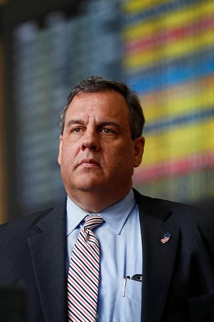 Christie lays out train deal, Cuomo set for 'summer of hell' | iNFOnews.ca