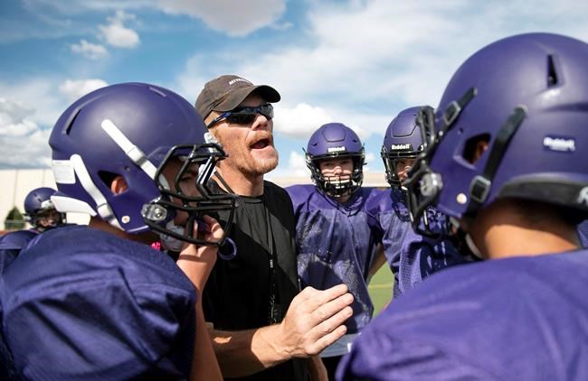 Police: High school coach lifted $40 from player's wallet | iNFOnews.ca