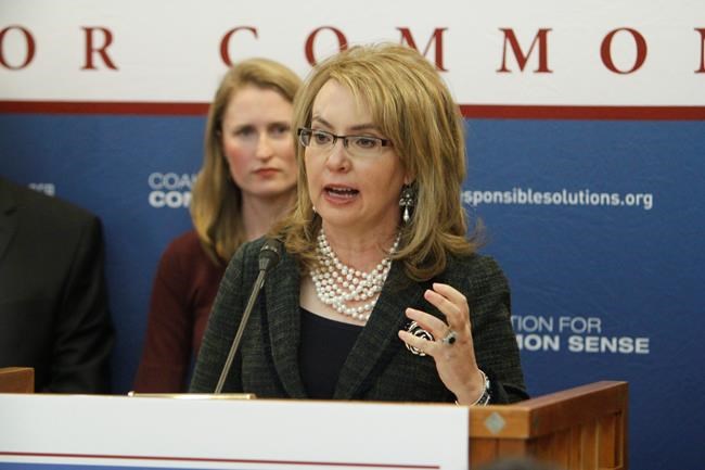 Giffords to lawmakers: 'Have some courage' and meet voters | iNFOnews.ca