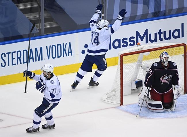 Lightning beat Blue Jackets to take 2-1 series lead | iNFOnews.ca