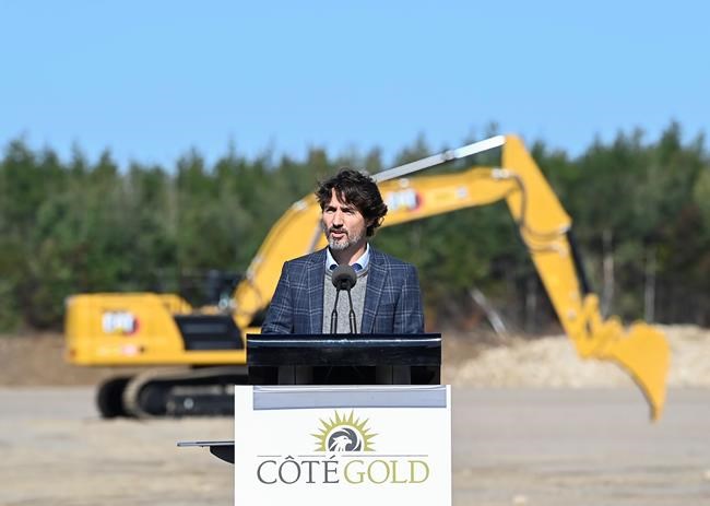 Trudeau cabinet meets to discuss rebuilding amid rising number of COVID-19 cases | iNFOnews.ca