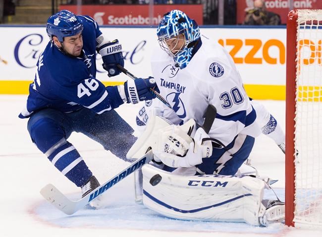 Lightning goalie Ben Bishop loses his two front teeth but stays in the game | iNFOnews.ca CP671393557