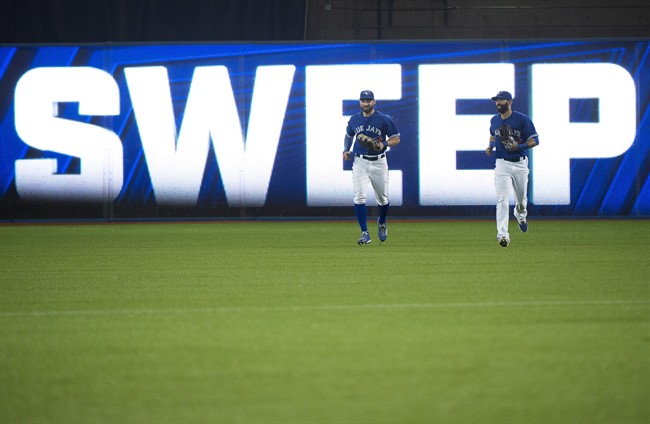 Blue Jays smack back-to-back homers twice in 7-2 win over Marlins | iNFOnews.ca CP33429752
