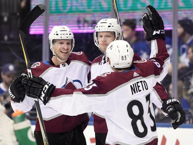 Bernier gets better of old club, Avalanche beat Leafs to extend win streak to 10 | iNFOnews.ca Bernier gets better of old club, Avalanche beat Leafs to extend win streak to 10 | iNFOnews.ca