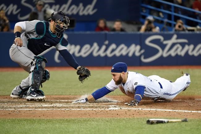 Eighth-inning rally lifts Jays over Mariners 5-2; Martin has rare start at third | iNFOnews.ca