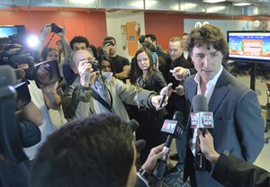 Leadership race not time to announce full economic policy: Trudeau | iNFOnews.ca CP22650681