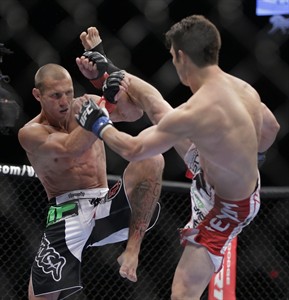 Cain Velasquez stops Bigfoot Silva in 1st round, defends his heavyweight title at UFC 160 | iNFOnews.ca
