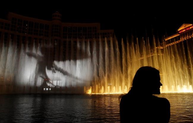 Game of Thrones takes over Bellagio fountains in Las Vegas | iNFOnews.ca Game of Thrones takes over Bellagio fountains in Las Vegas | iNFOnews.ca