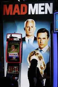 Slot machine makers try to design next-generation devices to attract younger players | iNFOnews.ca Slot machine makers try to design next-generation devices to attract younger players | iNFOnews.ca