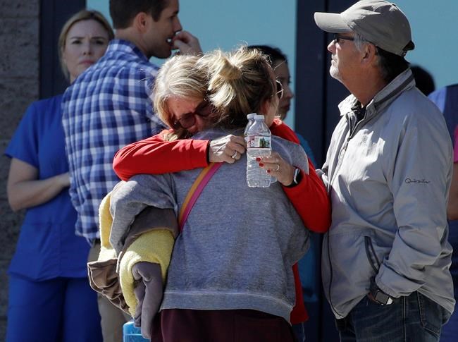 'I'm going to die': fear grips Vegas strip; gunman kills 59 | iNFOnews.ca CP240800290