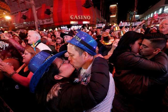 Despite virus, thousands celebrate New Year's Eve in Vegas | iNFOnews.ca