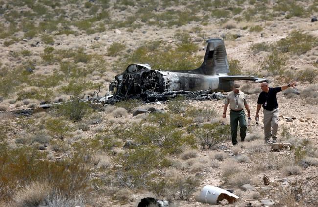 Pilot survives vintage military jet fire near Nevada airport | iNFOnews.ca Pilot survives vintage military jet fire near Nevada airport | iNFOnews.ca