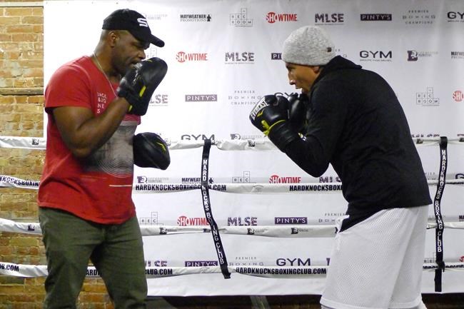 Boxer Samuel Vargas and promoter Lee Baxter look to win world title together | iNFOnews.ca
