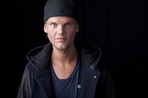 Many people attending Swedish DJ's Boston dance music show hospitalized over 'medical issues' | iNFOnews.ca CP28909404