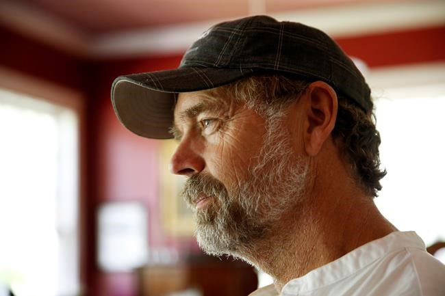 Actor John Schneider released from jail in alimony dispute | iNFOnews.ca