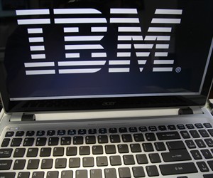 IBM sheds chip division as it tries to steer struggling business toward cloud | iNFOnews.ca CP30352124