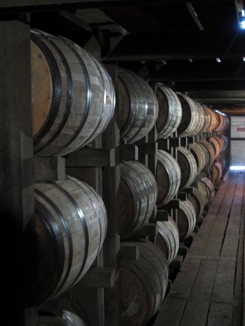 Behind production of a top-selling bourbon, push to go green | iNFOnews.ca