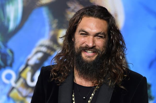 Jason Momoa shaves signature beard to promote recycling | iNFOnews.ca