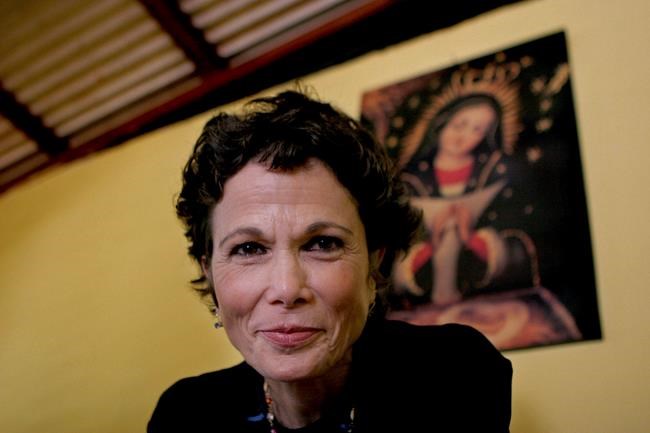 New Julia Alvarez novel, 'Afterlife,' coming next April | iNFOnews.ca New Julia Alvarez novel, 'Afterlife,' coming next April | iNFOnews.ca