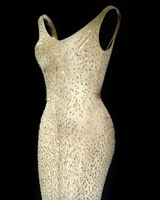 Monroe dress for Kennedy birthday song sold - $4.8 million | iNFOnews.ca