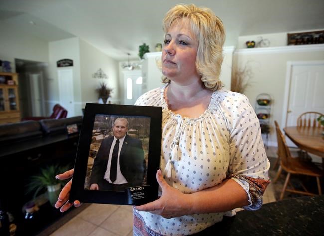Man held in Venezuela for 2 years is welcomed home by Trump | iNFOnews.ca Man held in Venezuela for 2 years is welcomed home by Trump | iNFOnews.ca