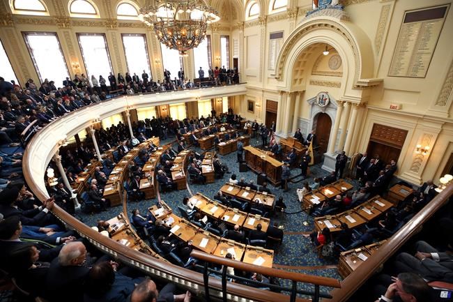 Census delay helps GOP in one statehouse, Dems in another | iNFOnews.ca
