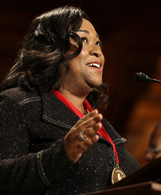 ABC will make another Shonda Rhimes series for next year, brings Muppets back to primetime | iNFOnews.ca