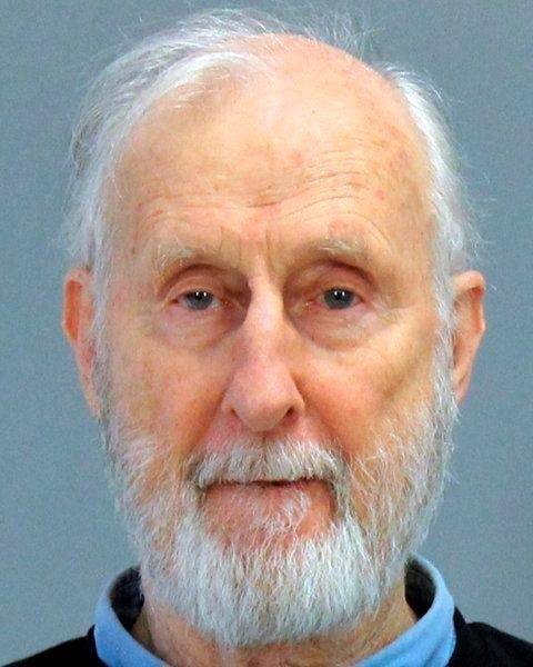 Actor James Cromwell arrested at Texas A&M regents protest | iNFOnews.ca