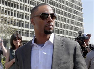 Darren Sharper rape case returns to LA court amid new charges and possible release at stake | iNFOnews.ca CP27568878