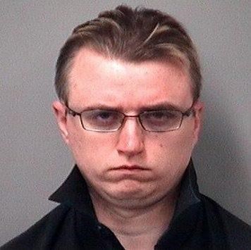 Michigan man charged after stripper paid with fake $100 bill | iNFOnews.ca Michigan man charged after stripper paid with fake $100 bill | iNFOnews.ca