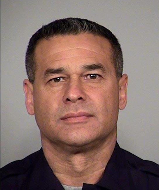 San Antonio police officer fatally shot while writing ticket | iNFOnews.ca