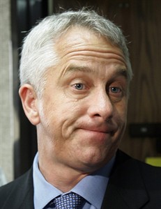 Three-time Tour de France winner LeMond calls on cycling chief, past president to step down | iNFOnews.ca