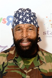 Mr. T proclaims, 'I pity the criminals' as he waits outside suburban court for jury duty | iNFOnews.ca